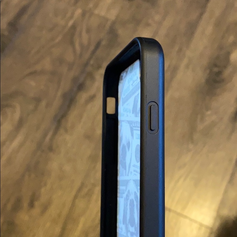 iphone case - Picture 3 of 3